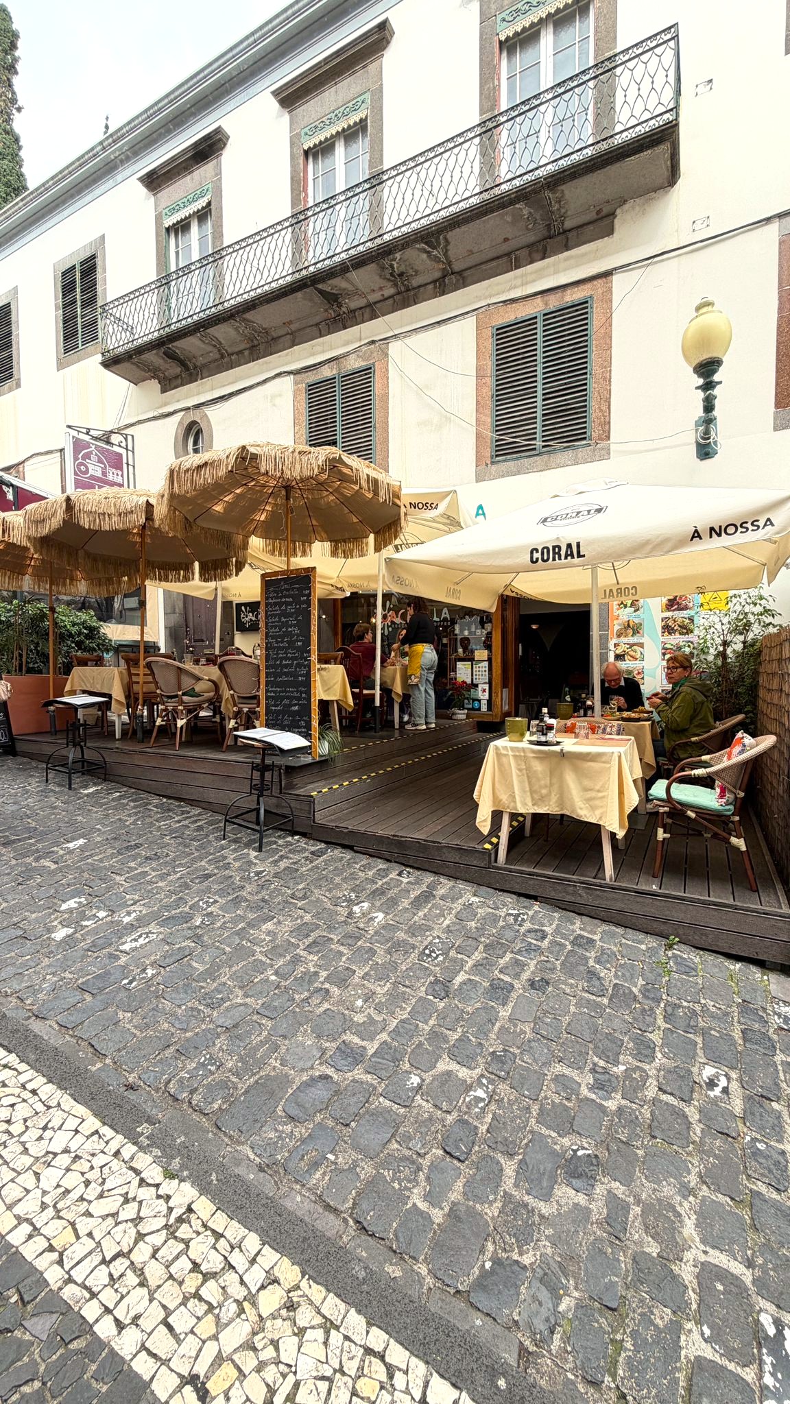 Ambiente noturno do Coachella